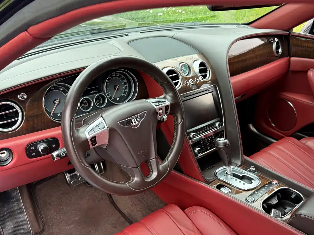 Bentley Flying Spur 2015