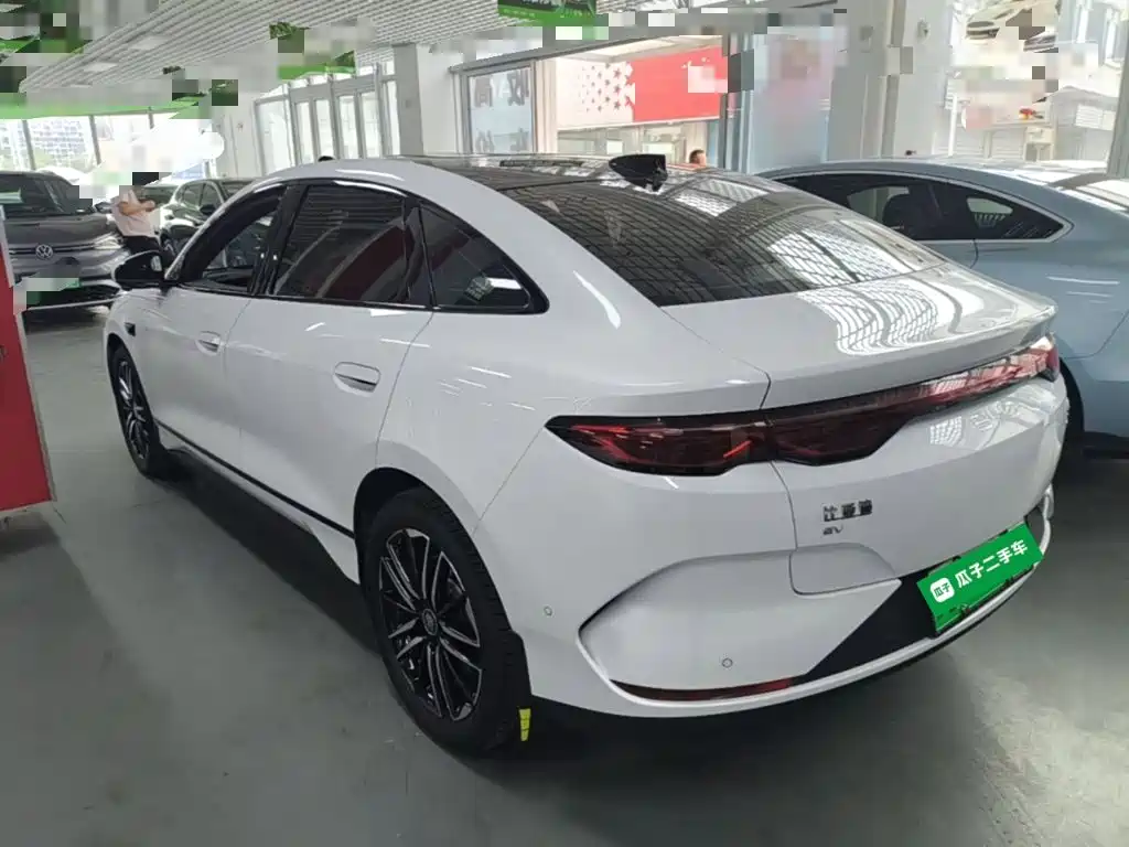 BYD Qin L 2026 — фото 5