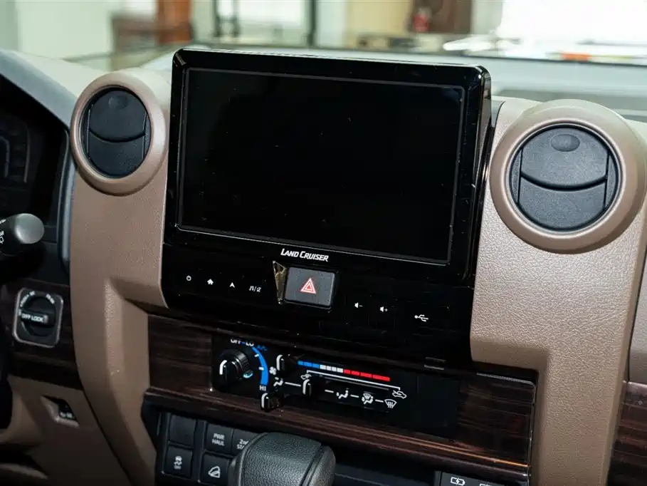 Toyota Prado 2025 — фото 13