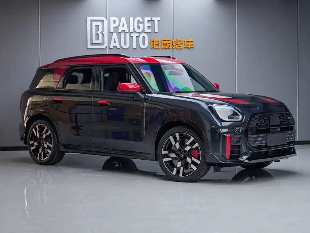 MINI JCW Countryman 2024 — фото 3