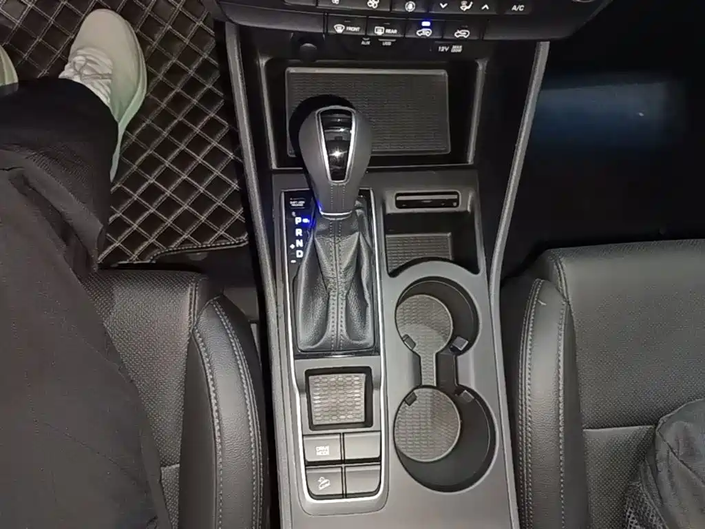 Hyundai Tucson 2018 — фото 14