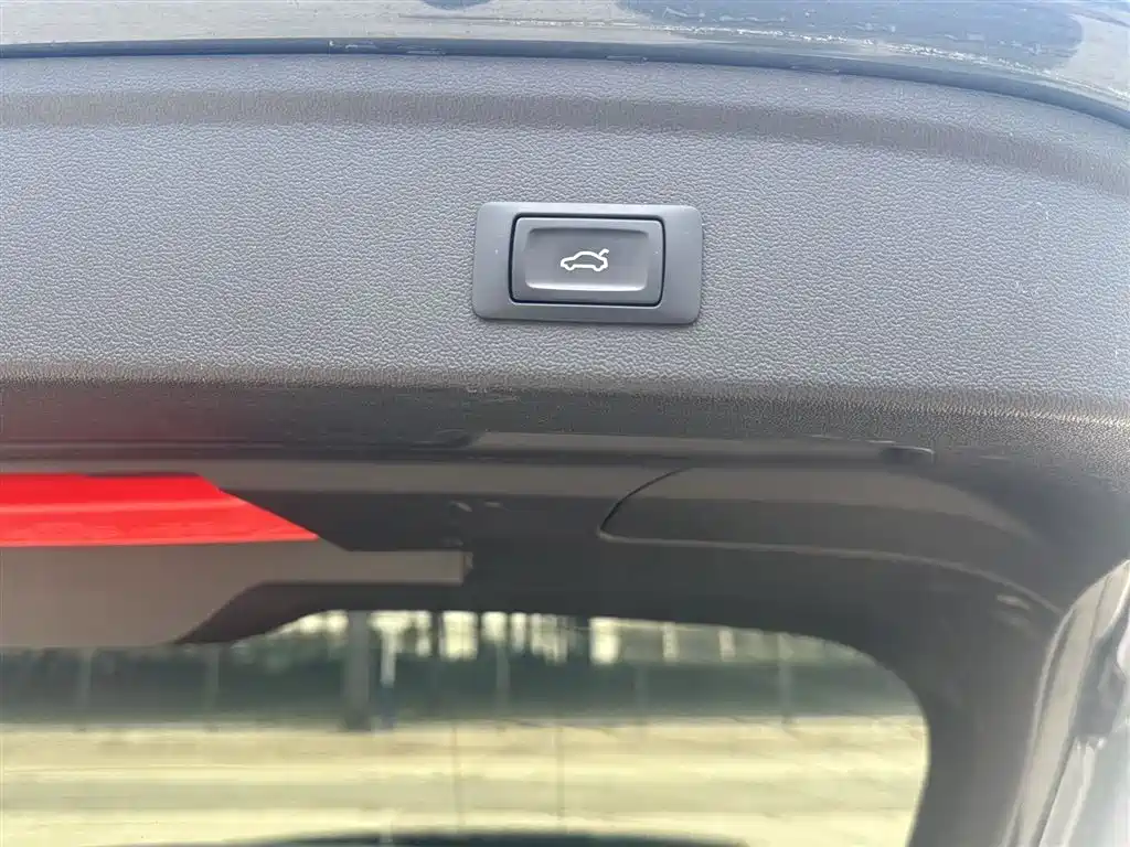 Audi A3 2022 — фото 6
