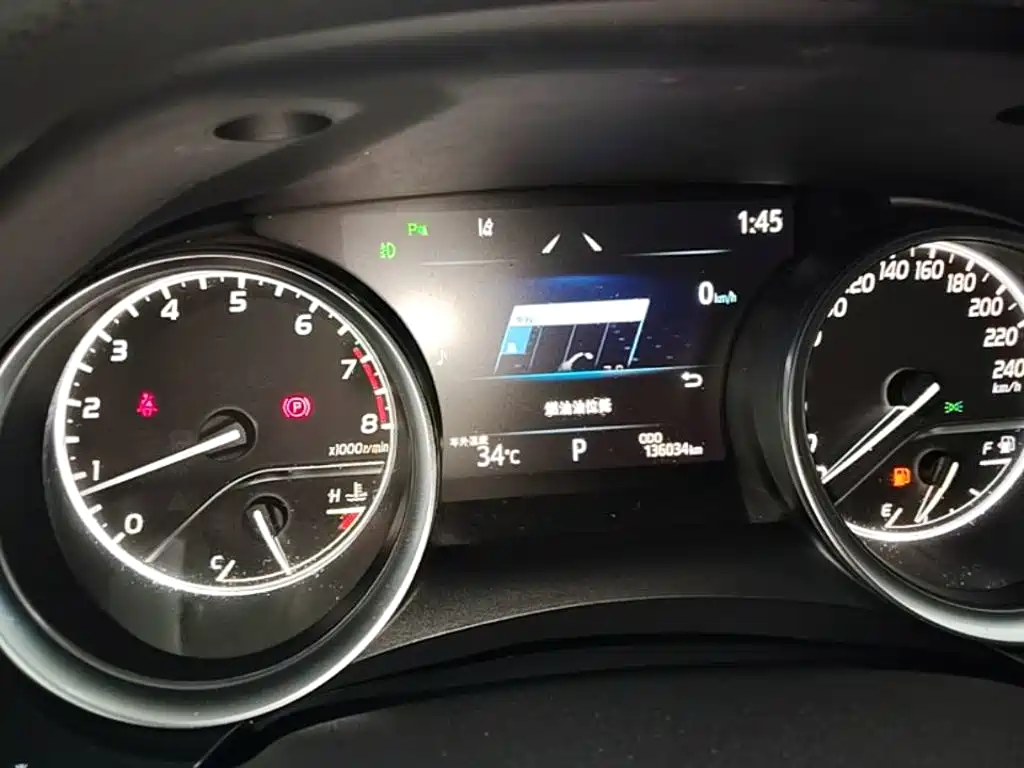 Toyota Camry 2020 — фото 12