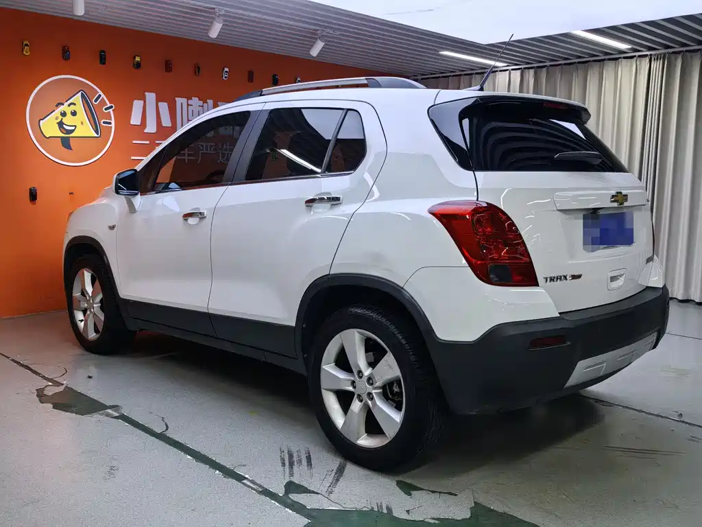 Chevrolet Trax 2015 — фото 9