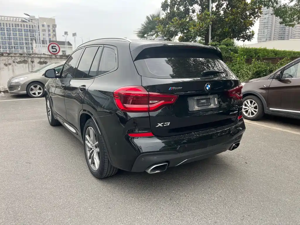 BMW X3 2018 — фото 6