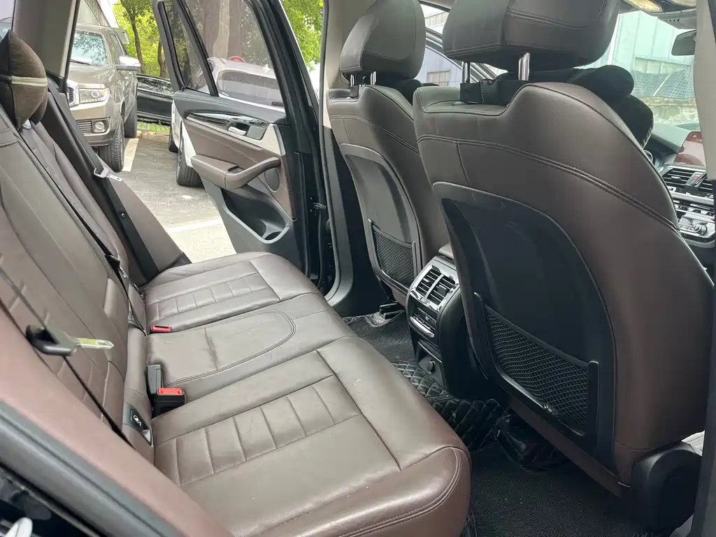 BMW X3 2018 — фото 14