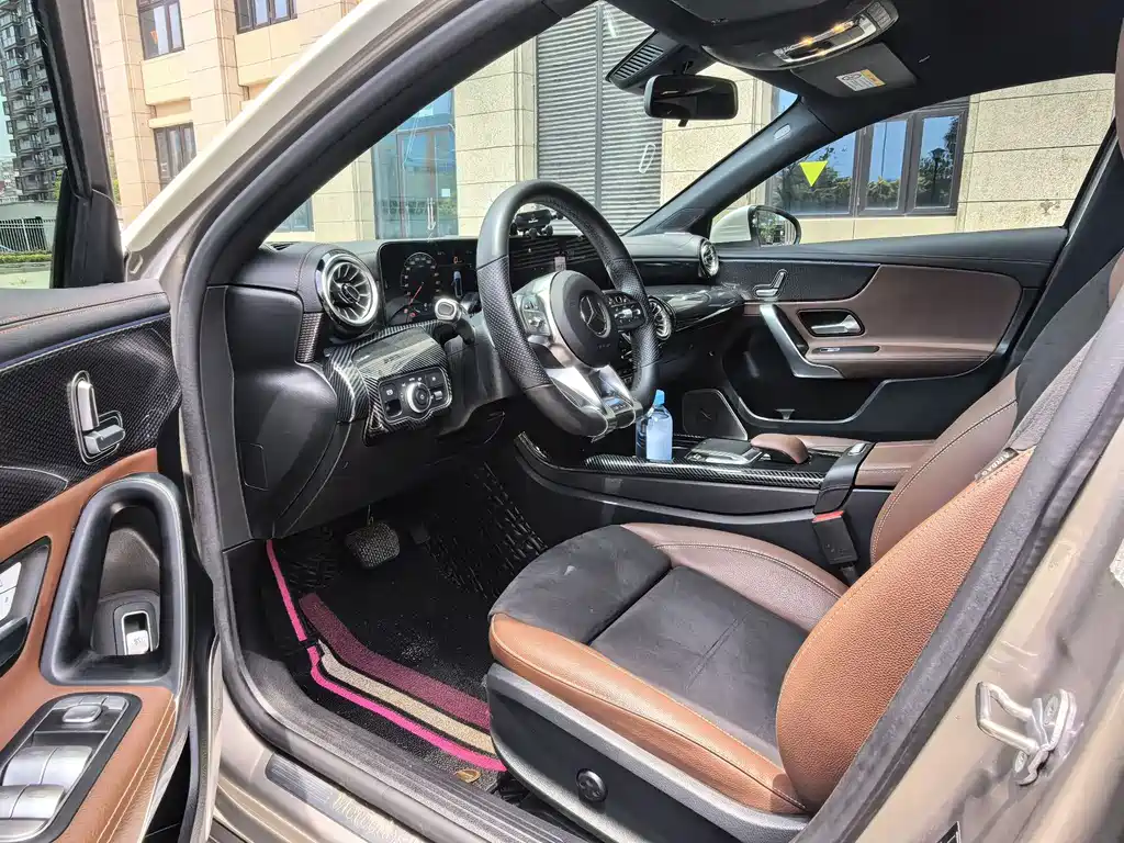 Mercedes-Benz A-Class 2021 — фото 10