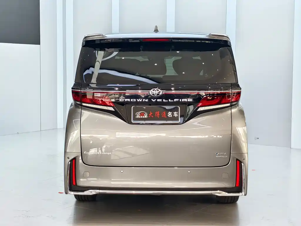 Toyota Vellfire 2023 — фото 4