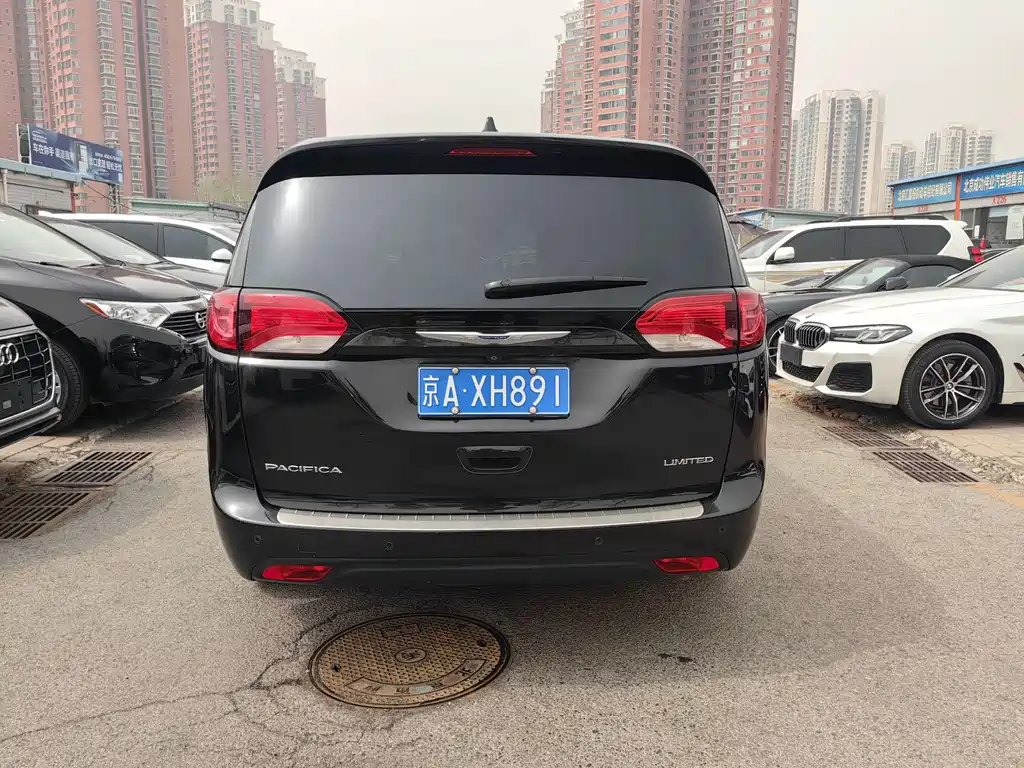 Chrysler Grand Voyager 2018 — фото 16