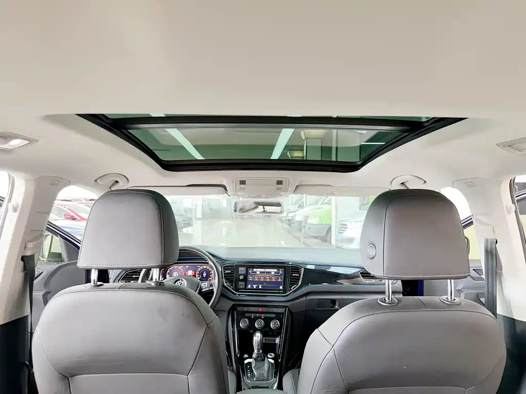 Volkswagen T-Roc 2020 — фото 19