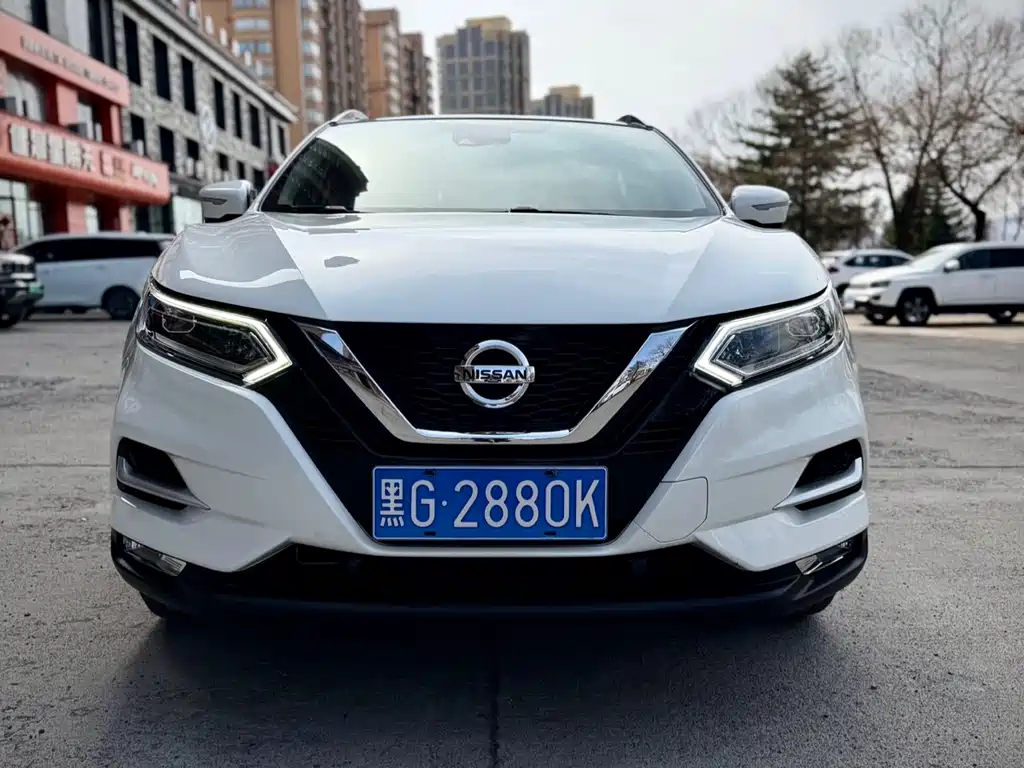 Nissan Qashqai 2022 — фото 2
