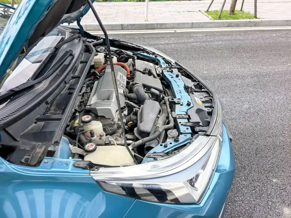 Toyota Corolla Hybrid 2019 — фото 13