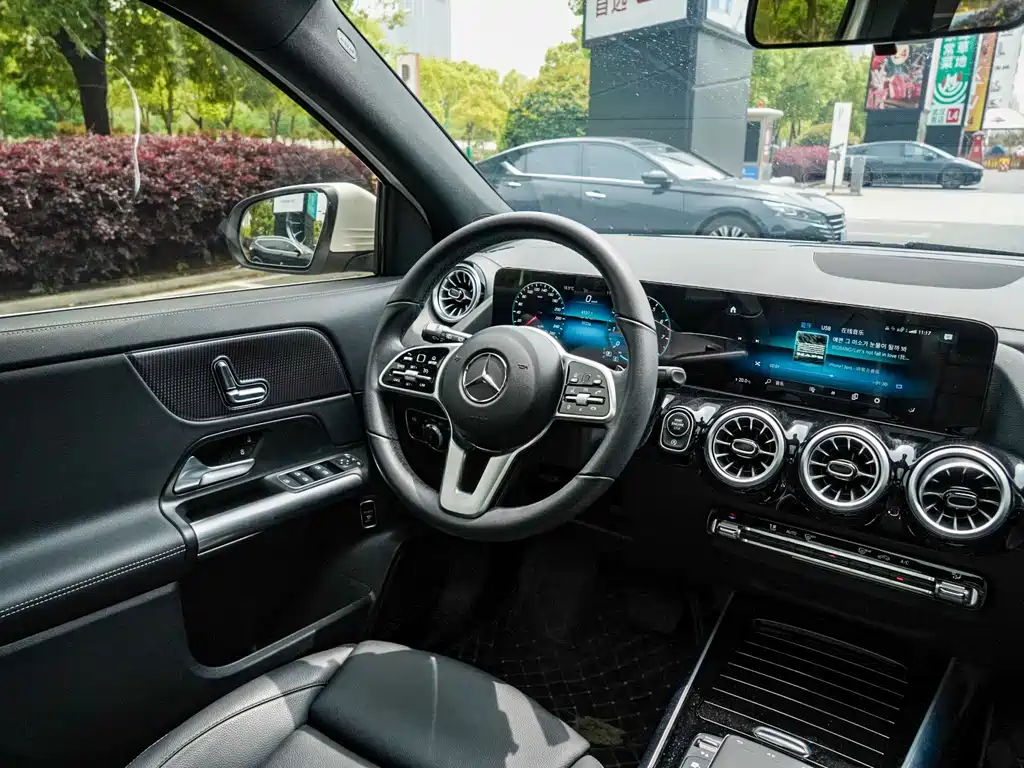 Mercedes-Benz GLA 2022 — фото 11