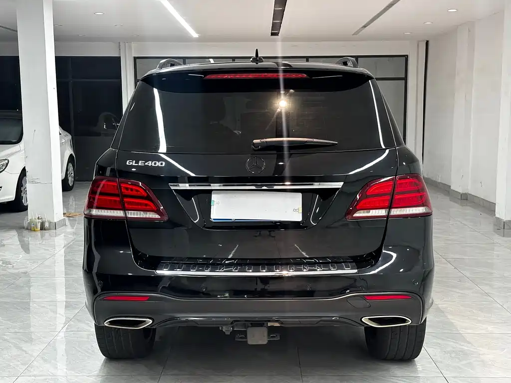 Mercedes-Benz GLE 2017 — фото 5