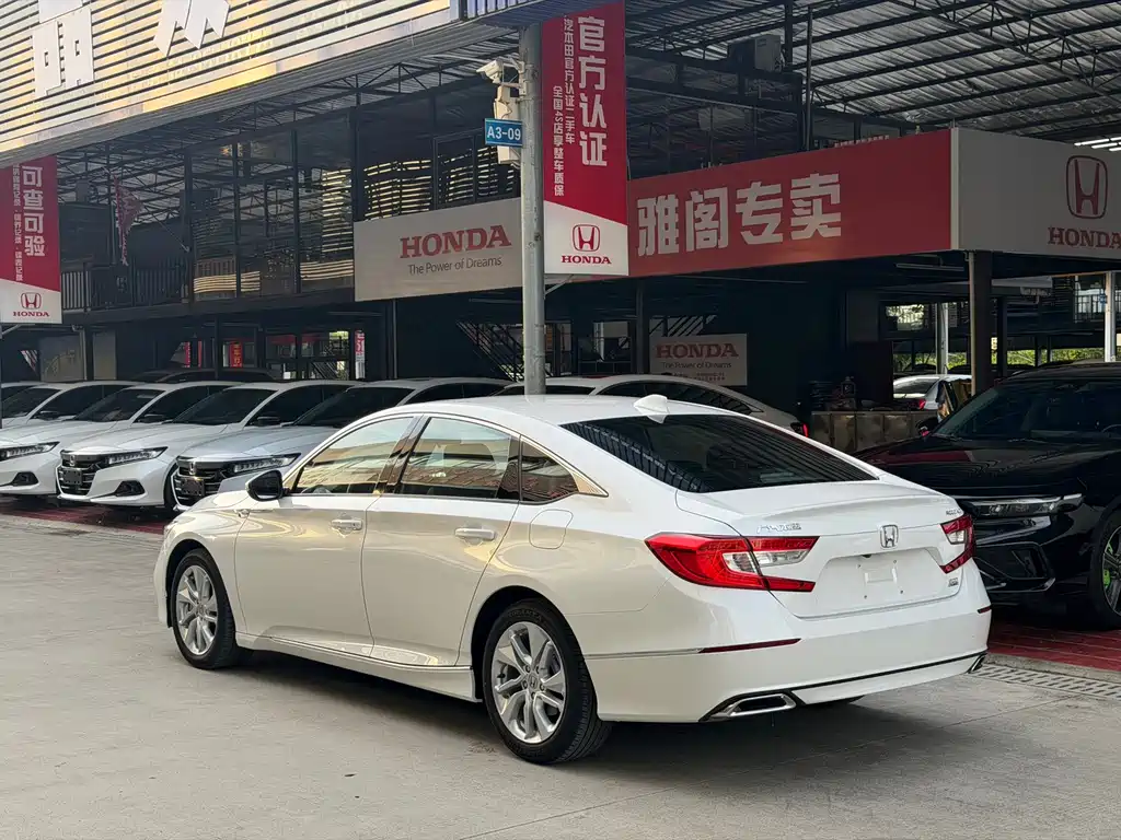 Honda Accord 2020 — фото 9