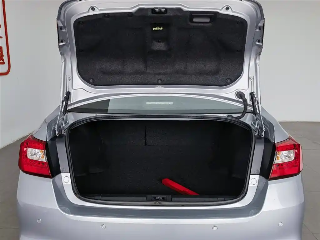 Subaru Legacy 2020 — фото 16