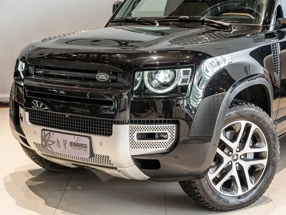 Land Rover Defender 2025 — фото 21