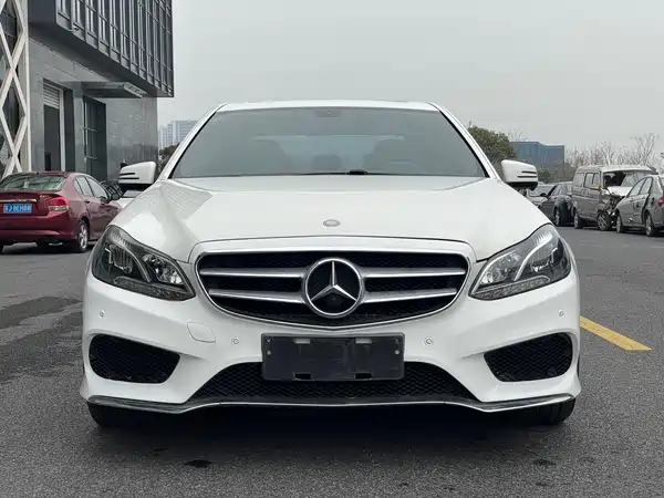 Mercedes-Benz E-Class 2015