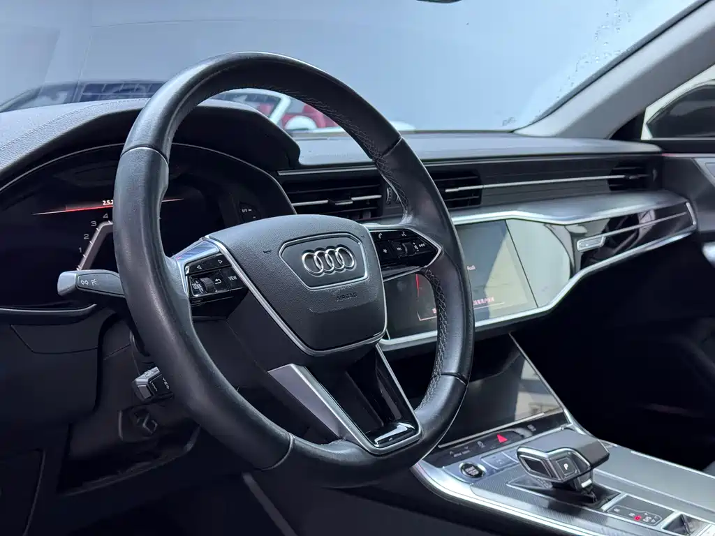 Audi A7 2024 — фото 5