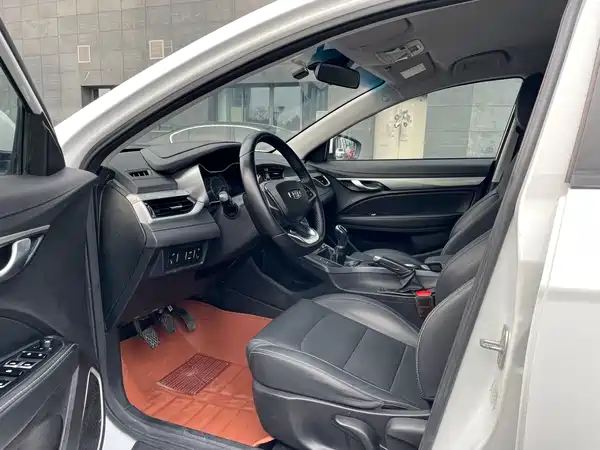 Geely Emgrand 2019