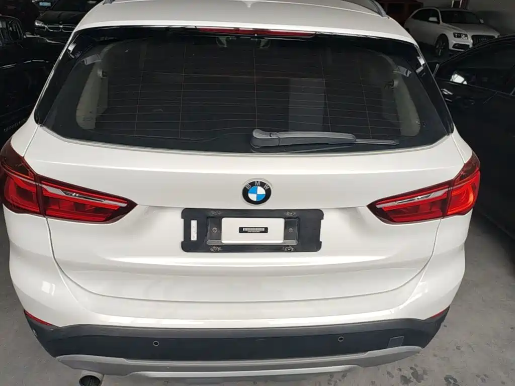 BMW X1 2018 — фото 6