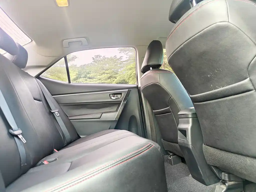 Toyota Corolla 2019 — фото 16