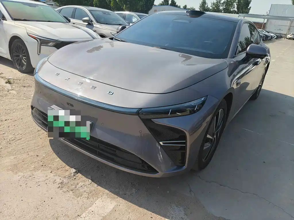 Exeed ES 2025