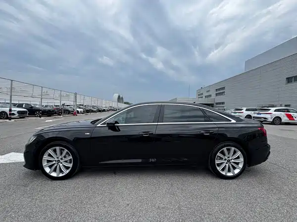Audi A6L 2024