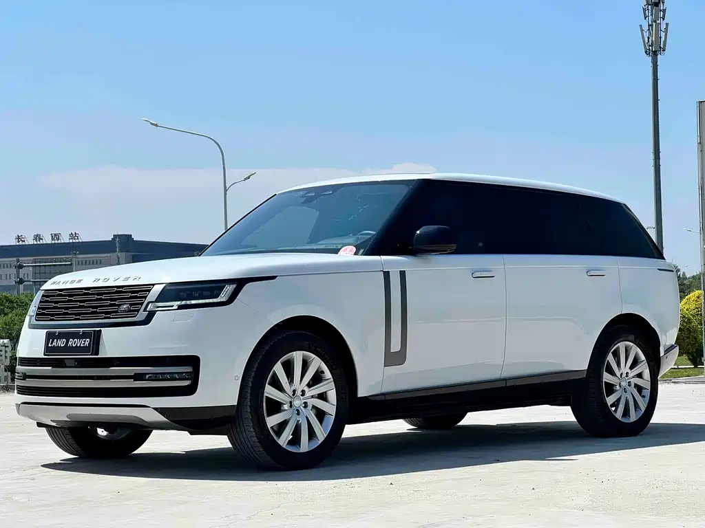 Land Rover Range Rover 2023 — фото 1