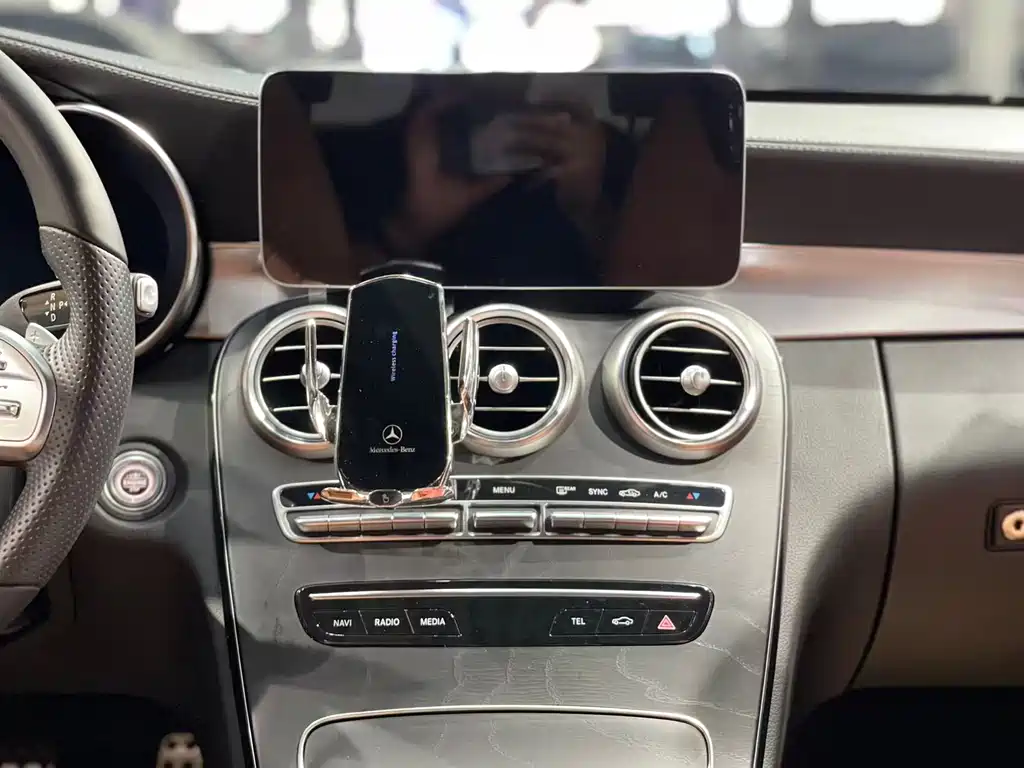 Mercedes-Benz C-Class 2019 — фото 16