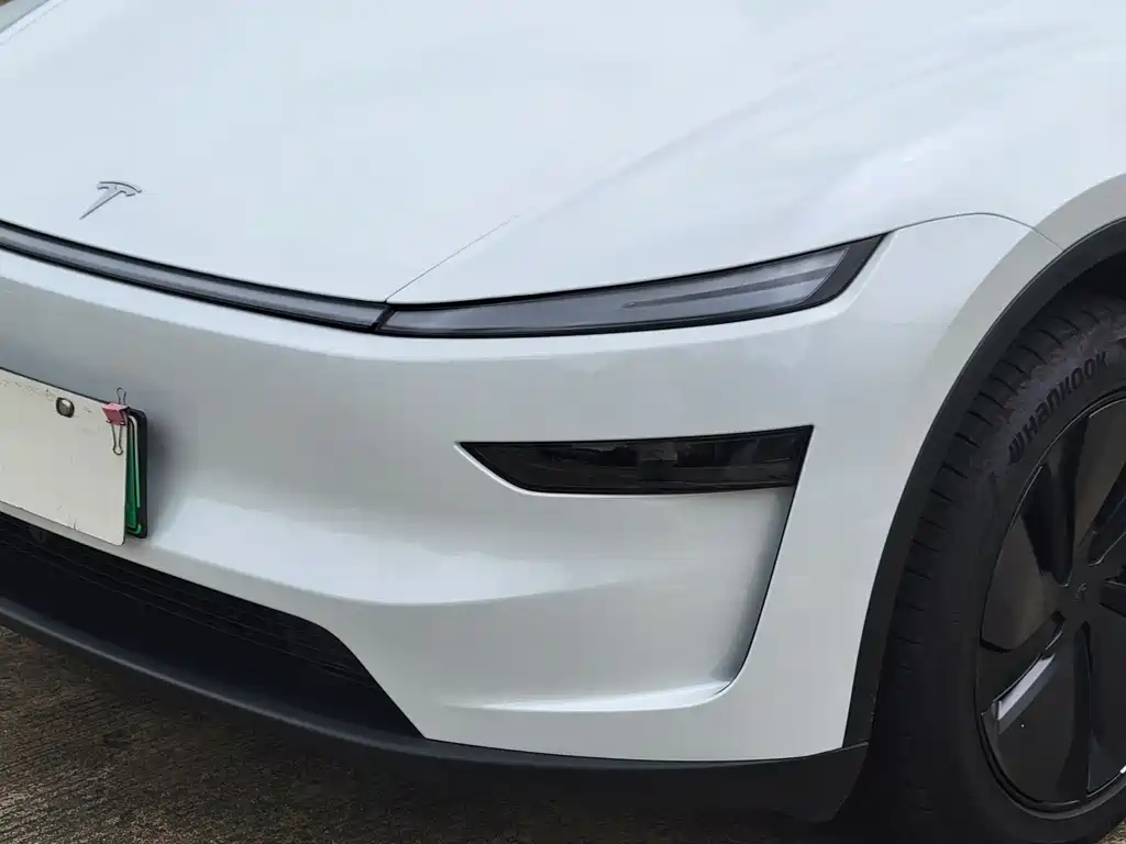 Tesla Model Y 2026 — фото 4