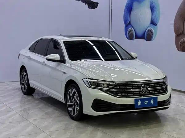Volkswagen Sagitar 2022