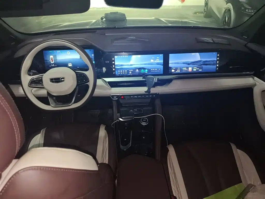 Geely Xingyue L 2022