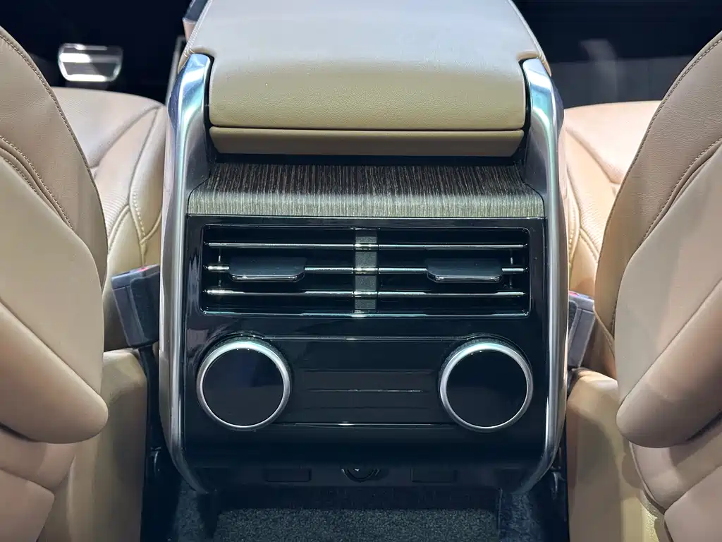 Land Rover Range Rover 2023 — фото 15
