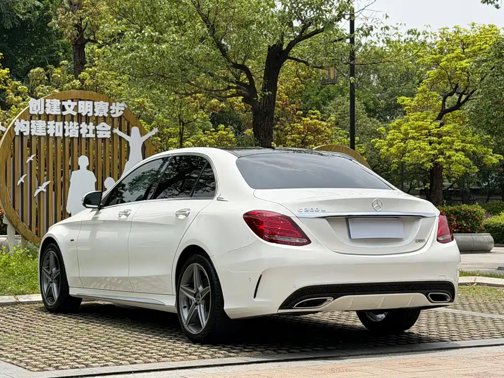 Mercedes-Benz C-Class 2018 — фото 23