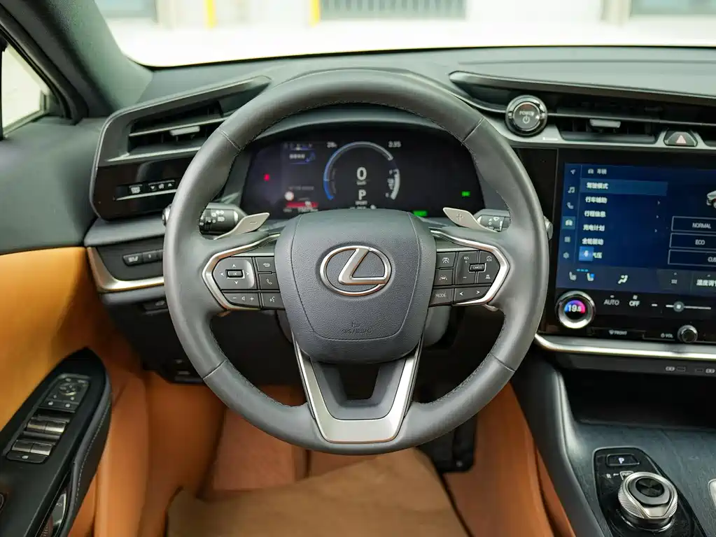 Lexus RZ 2023 — фото 18