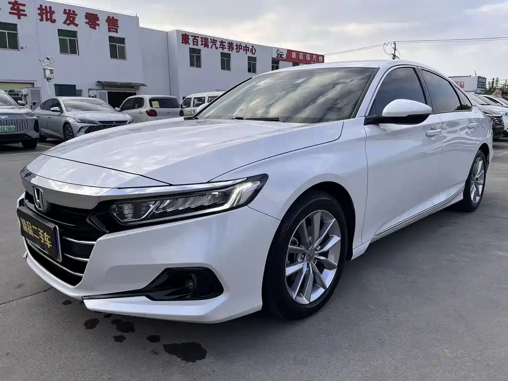 Honda Accord 2022 — фото 1