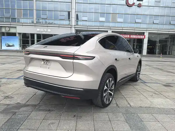 NIO EC7 2023