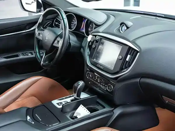 Maserati Ghibli 2014