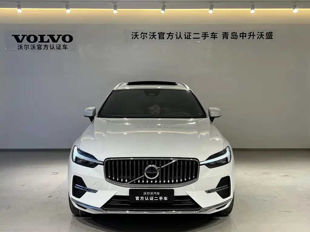 Volvo XC60 2025 — фото 2