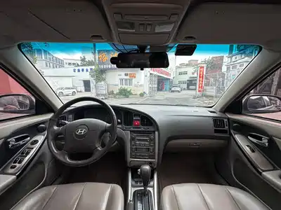 Hyundai Elantra 2005