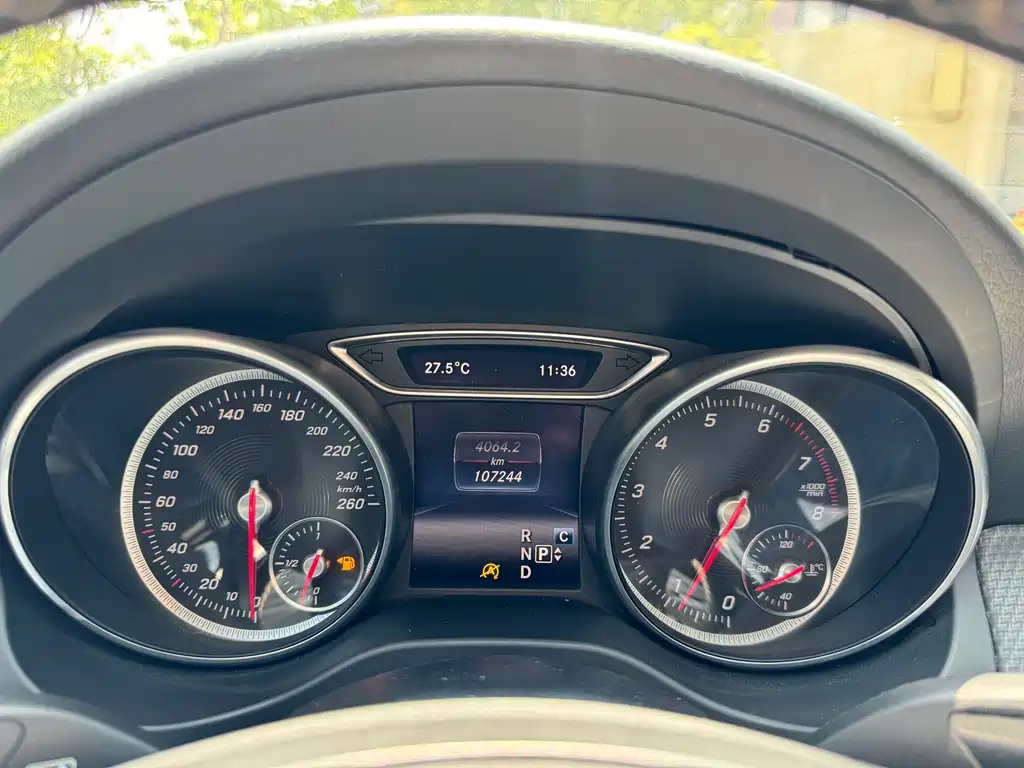 Mercedes-Benz GLA 2018 — фото 11