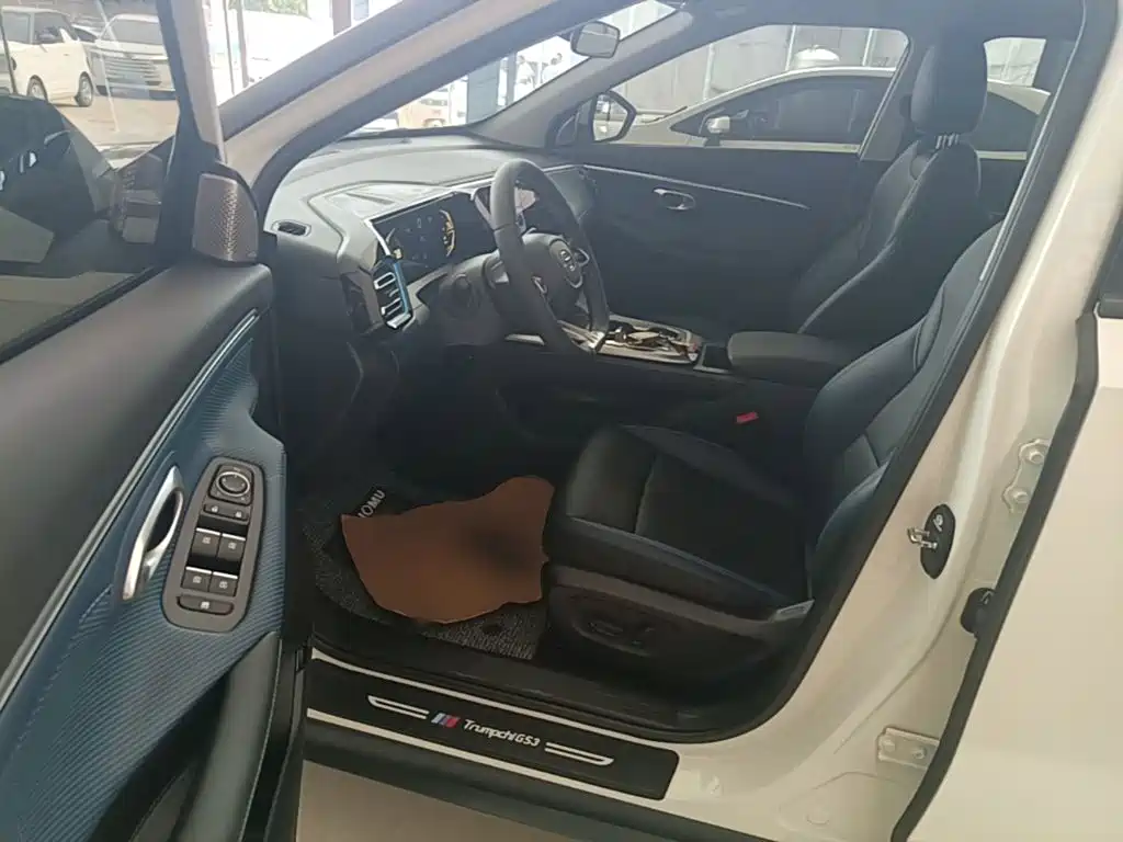 GAC Motor Trumpchi GS3 2023 — фото 15