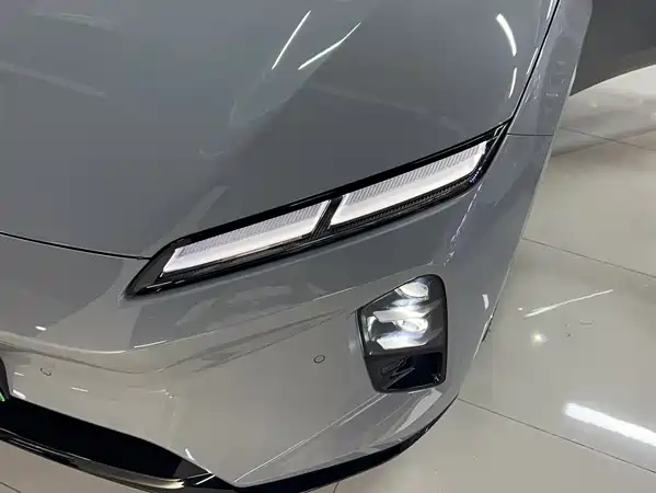 NIO ET5T 2025