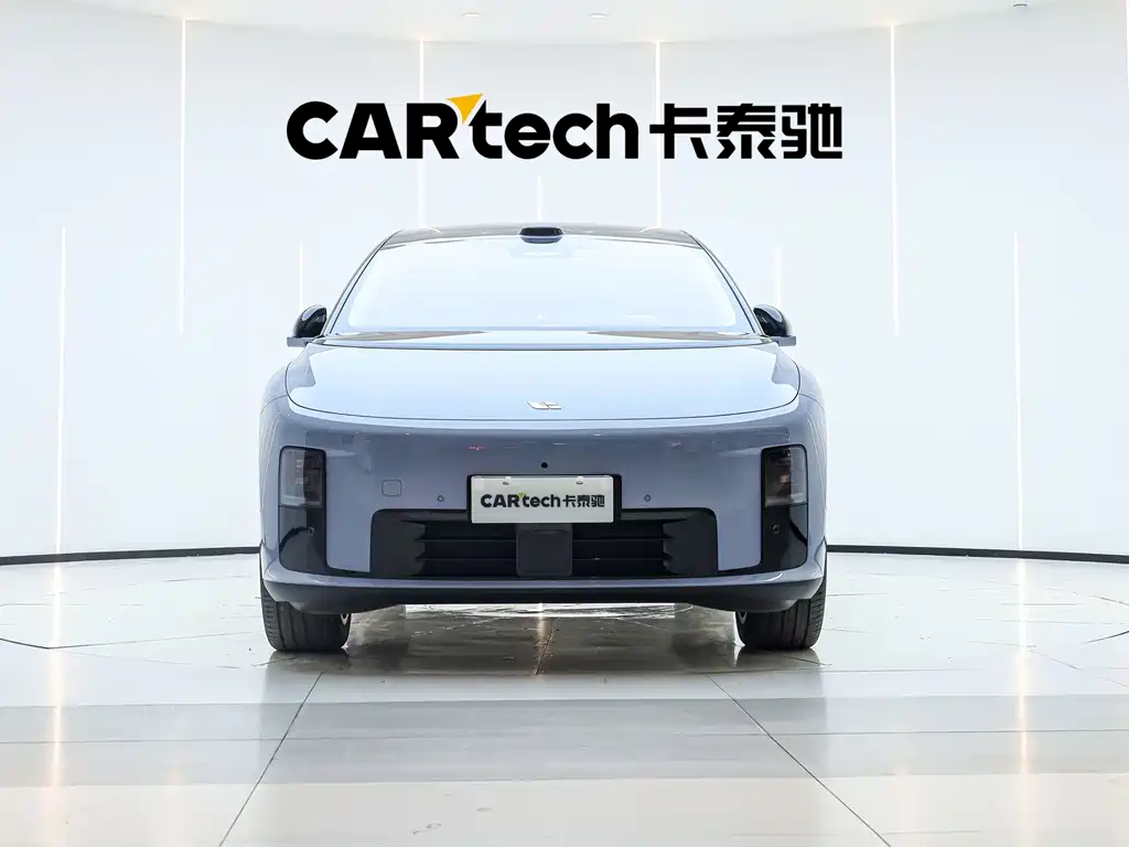 Li Auto i8 2025 — фото 3