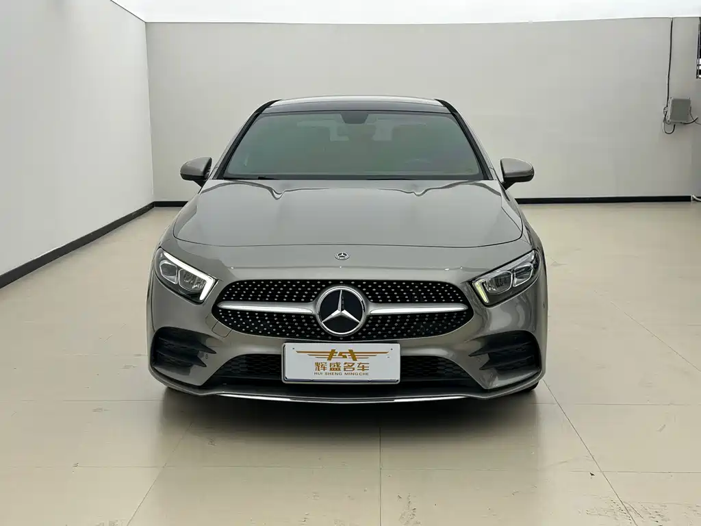Mercedes-Benz A-Class 2019 — фото 2
