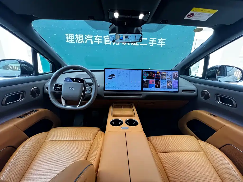 Li Auto i8 2025 — фото 7