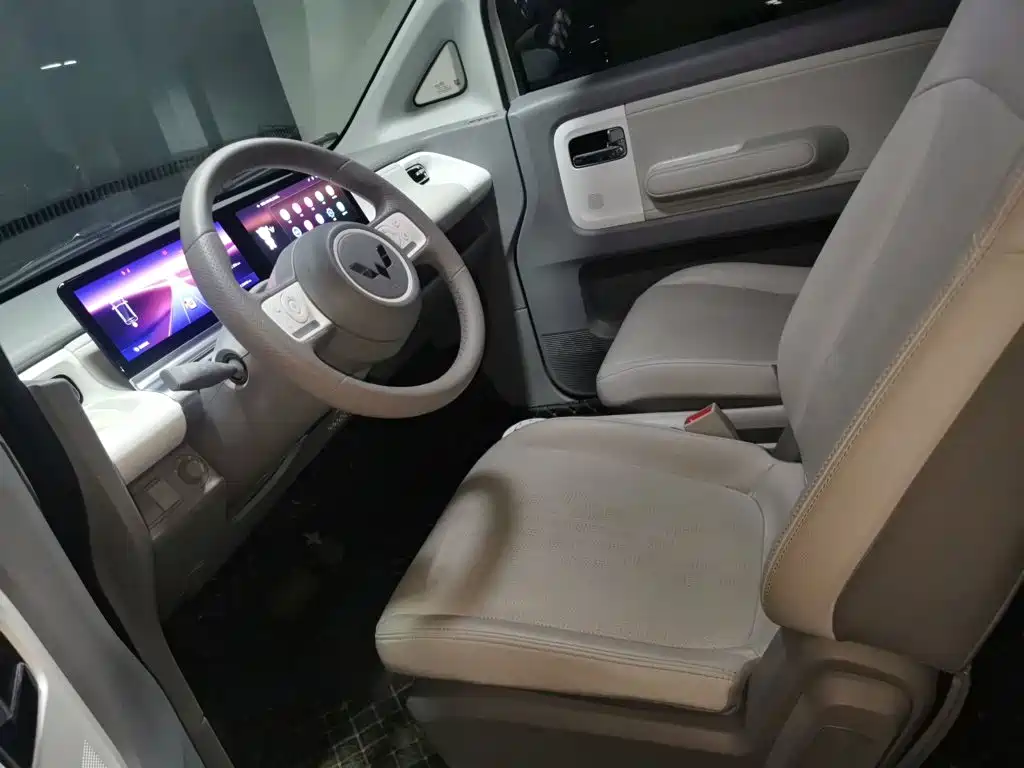 Wuling Air ev Clear Sky 2023 — фото 8