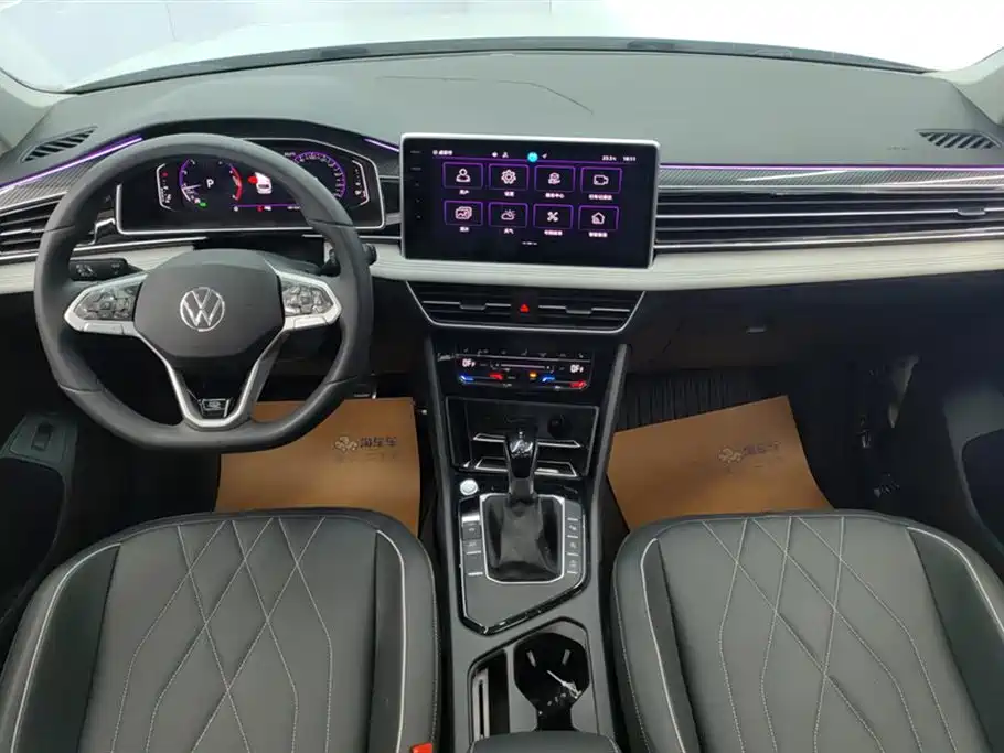 Volkswagen Tiguan L 2024 — фото 12