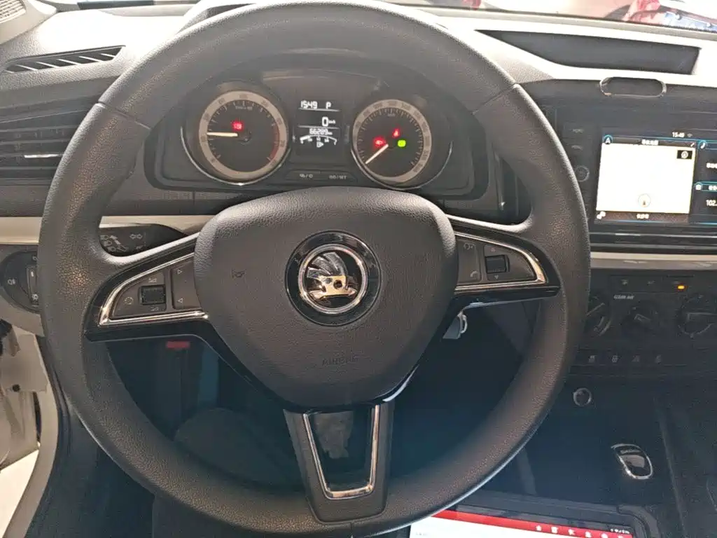 Skoda Kamiq 2020 — фото 11